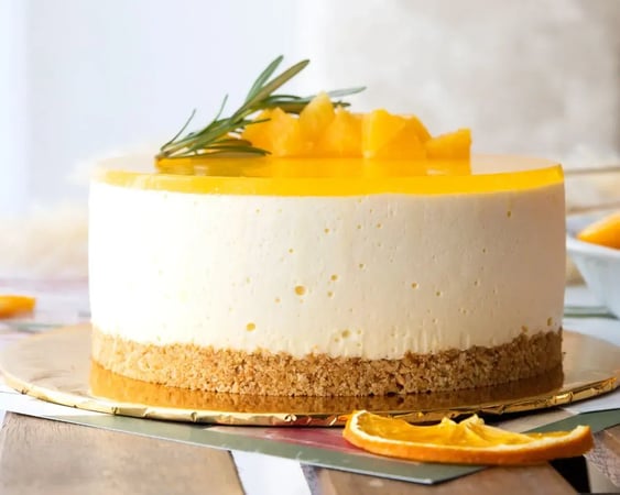 How to Make No-Bake Cheesecake with Mango and Oreo Layers
