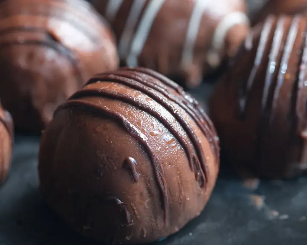 Dark Chocolate Drizzled Oreo Balls
