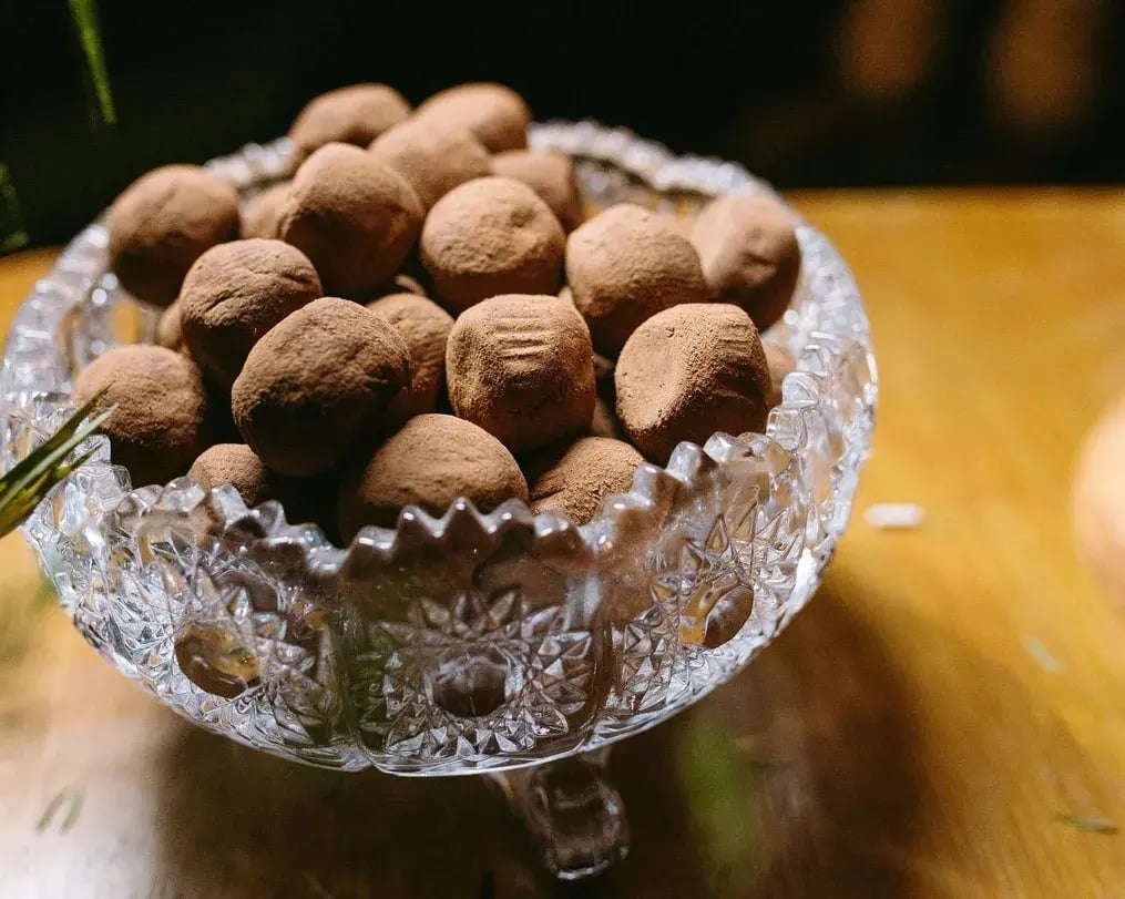 Cocoa Coated Oreo Balls