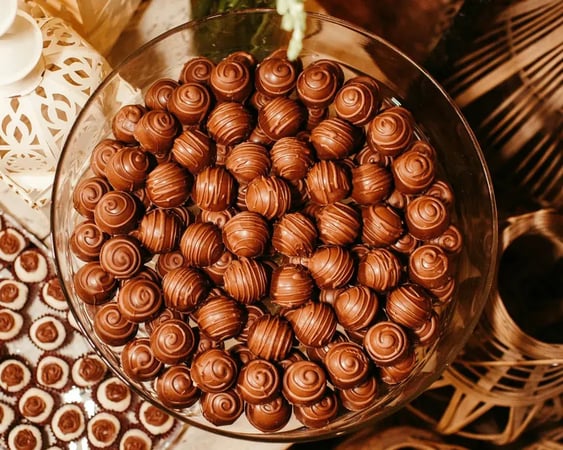 How to Make Oreo Chocolate Balls with Just 4 Ingredients