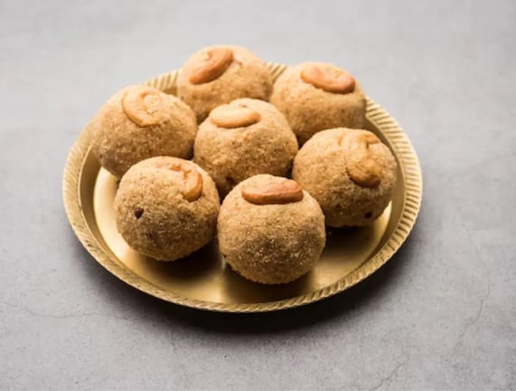 How to Make Rava Besan Ladoo Without Coconut: Tips and Tricks