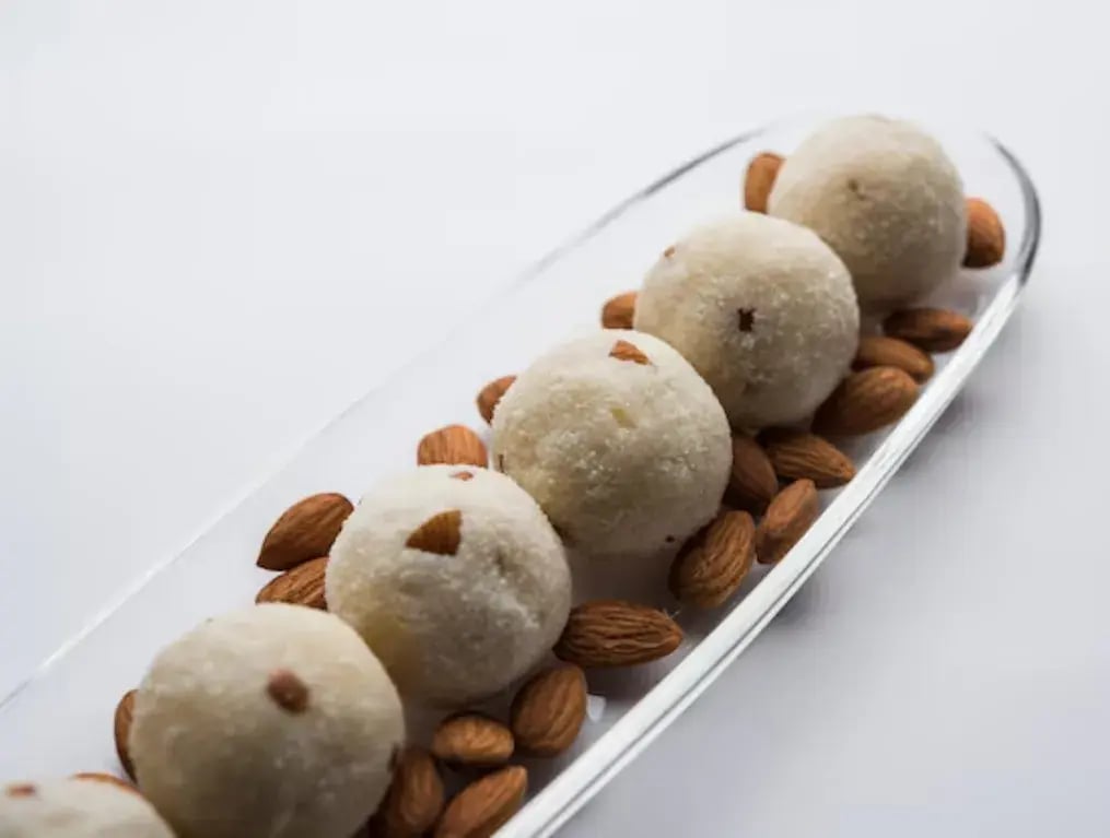 Roast The Rava And Besan Well