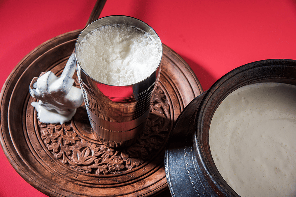 how-to-make-sweet-lassi-with-just-three-ingredients-your-guide-to-quick-recipes-lassi-2