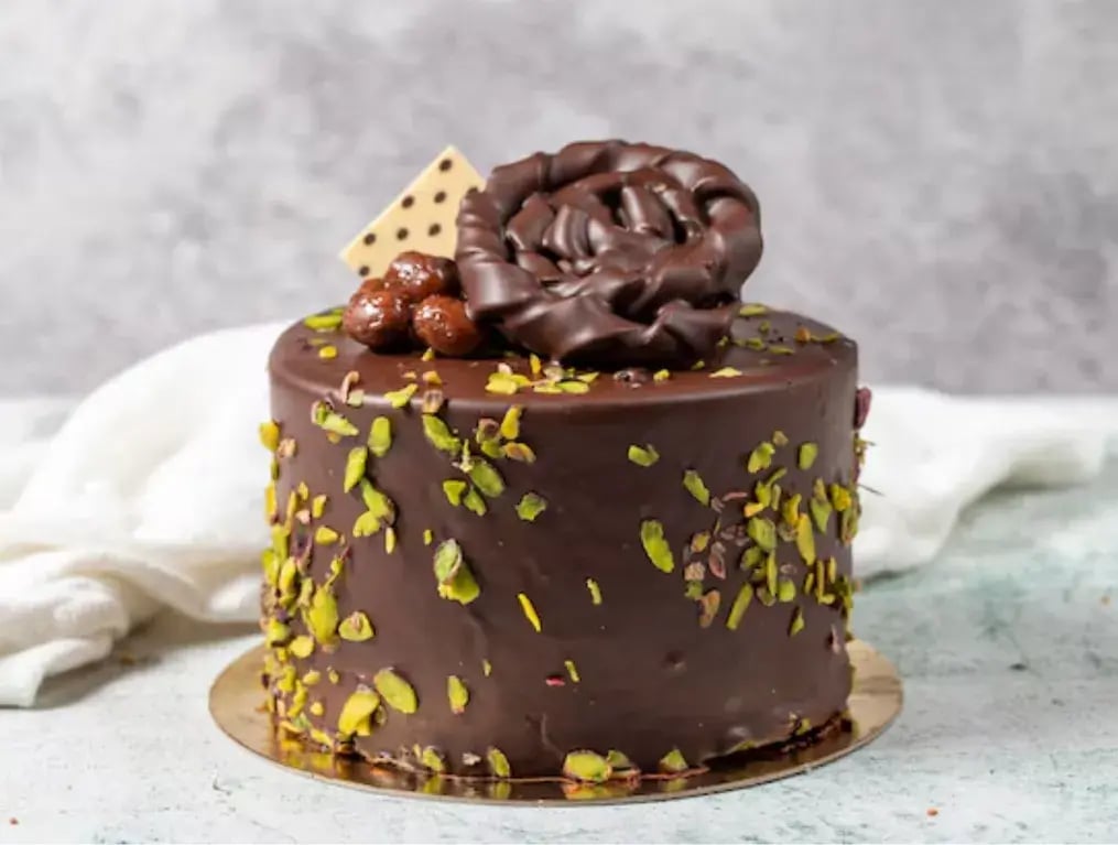 Drizzle with Saffron-Infused White Chocolate