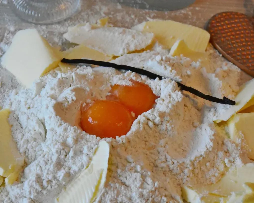 Eggs In Dough