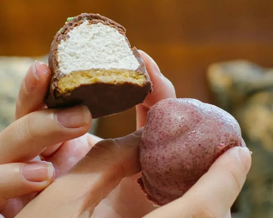 Matcha Chocolate Cream Puff