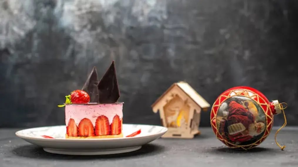 9 Ways to Plate Up Your New Year’s Eve Desserts