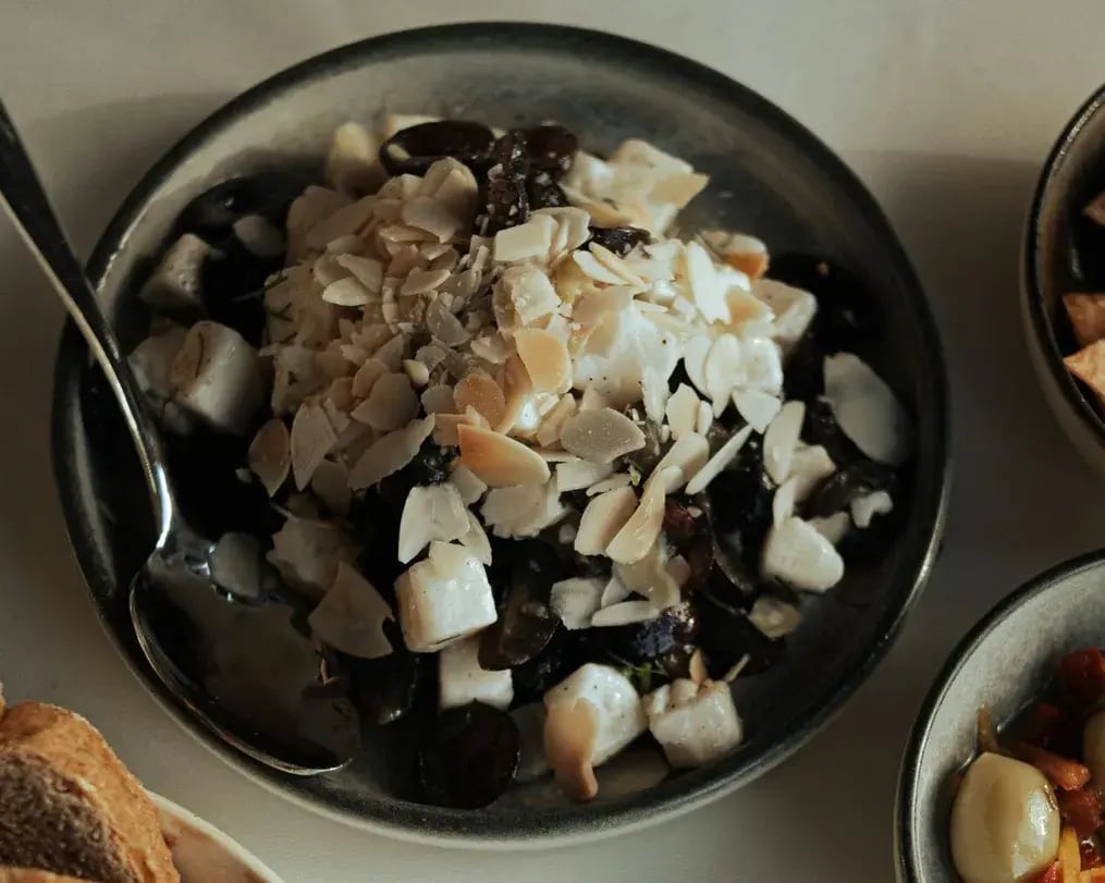How to Store Toasted Almond Flakes