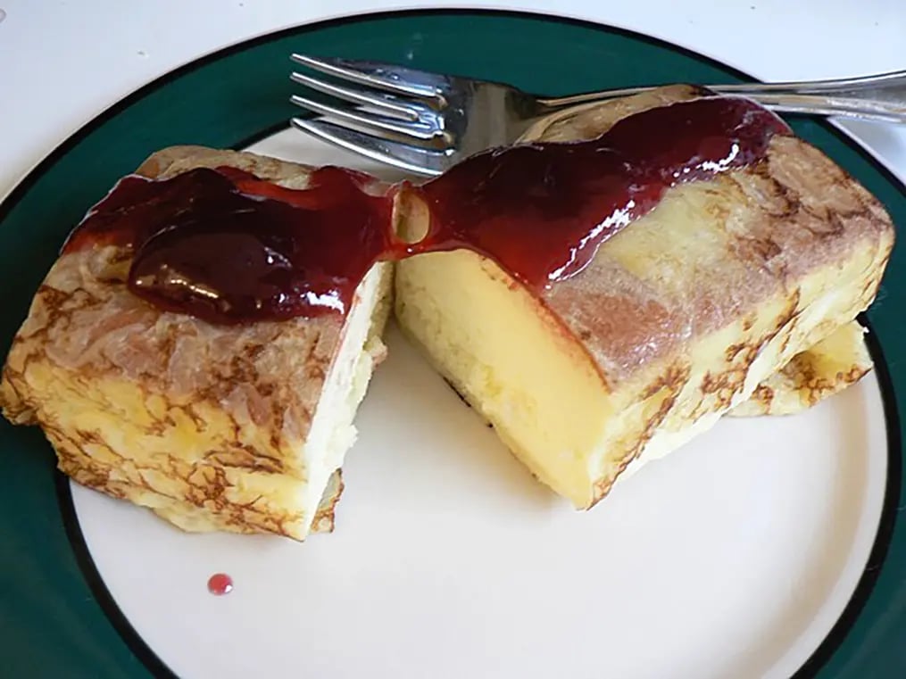 japanese-cheesecake-(via-creative-commons)
