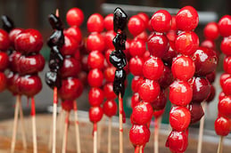 Instant dessert recipes on a stick: Tanghulu, Pancake kebabs and cake pops using simple ingredients