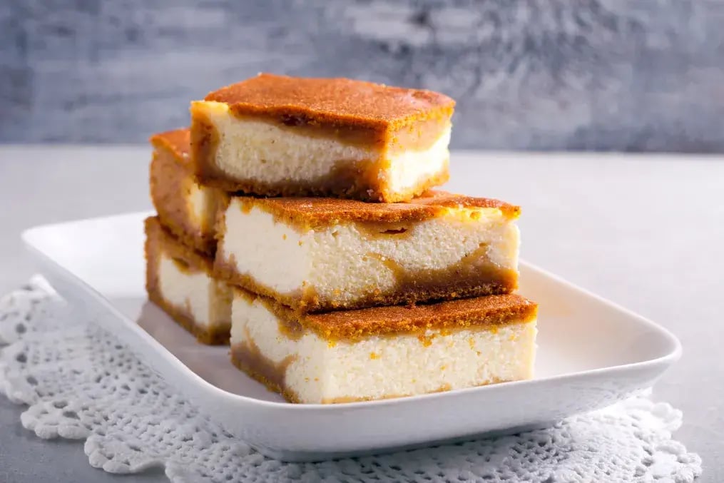 Peanut Butter Chocolate Cheesecake Bars