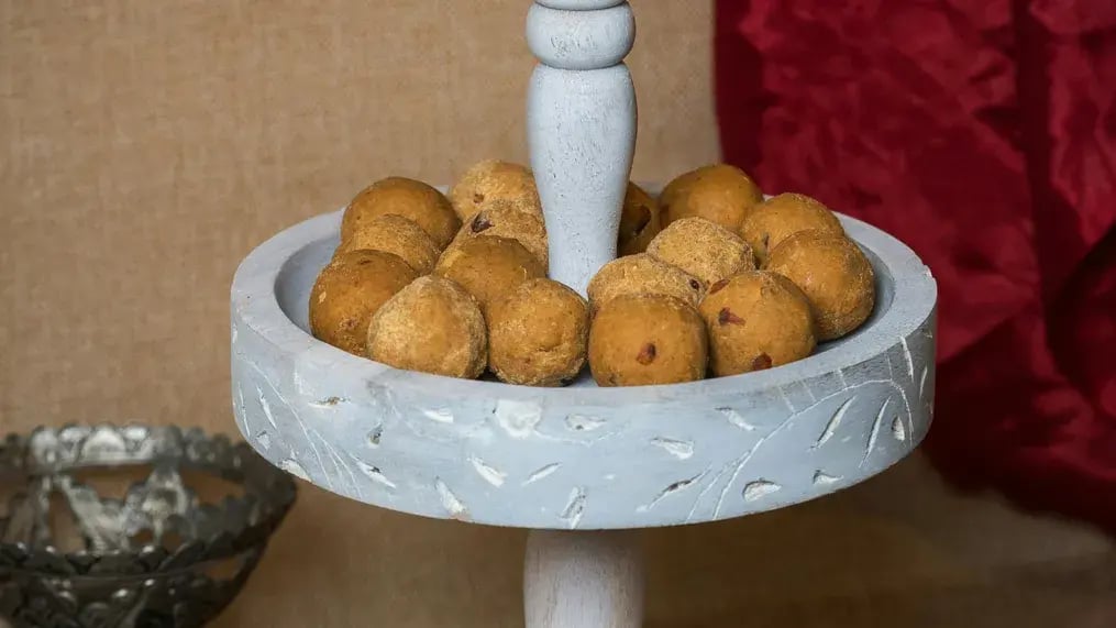 Ladoo Recipe (Besan Special): Delicious, Nutty And Rakhi-Ready Treat - Method