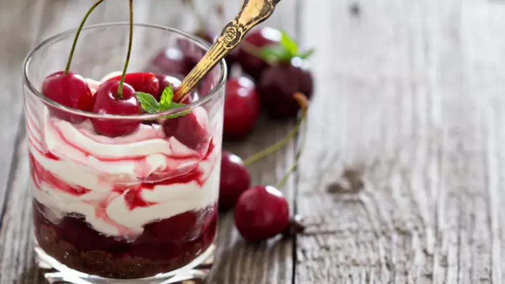 Cherry Cocoa Pudding