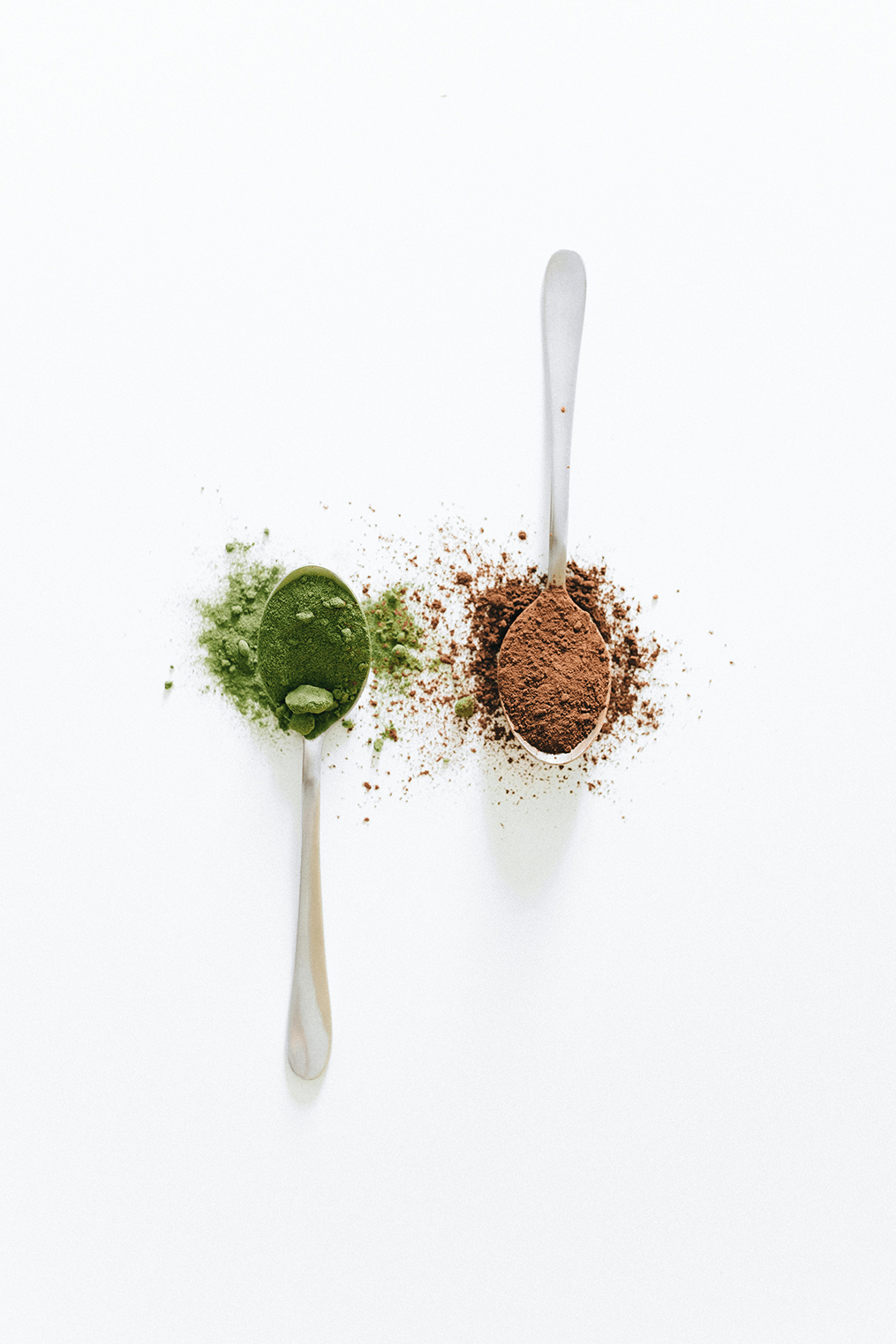 cocoa-powder-and-cardamom