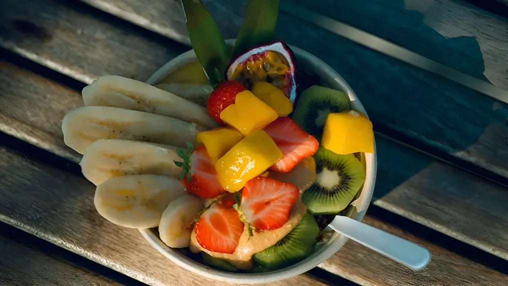 Looking for a frozen pineapple dessert Then you must try these - Pineapple Smoothie Bowl