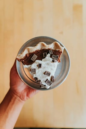 Looking for yummy chocolate dessert recipes? Enjoy Minnie’s Chocolate Pie From The Help, But Without Any Hidden Twists