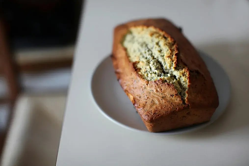 Make your friends and family taste this moist vegan banana bread and show them the delight of vegan cuisine - Bannana Bread Image 