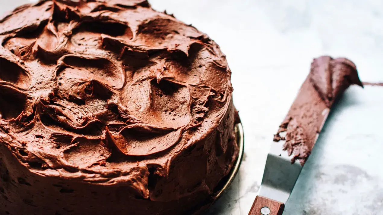 Malted Chocolate Cake with Bournville Buttercream: A Foolproof Recipe