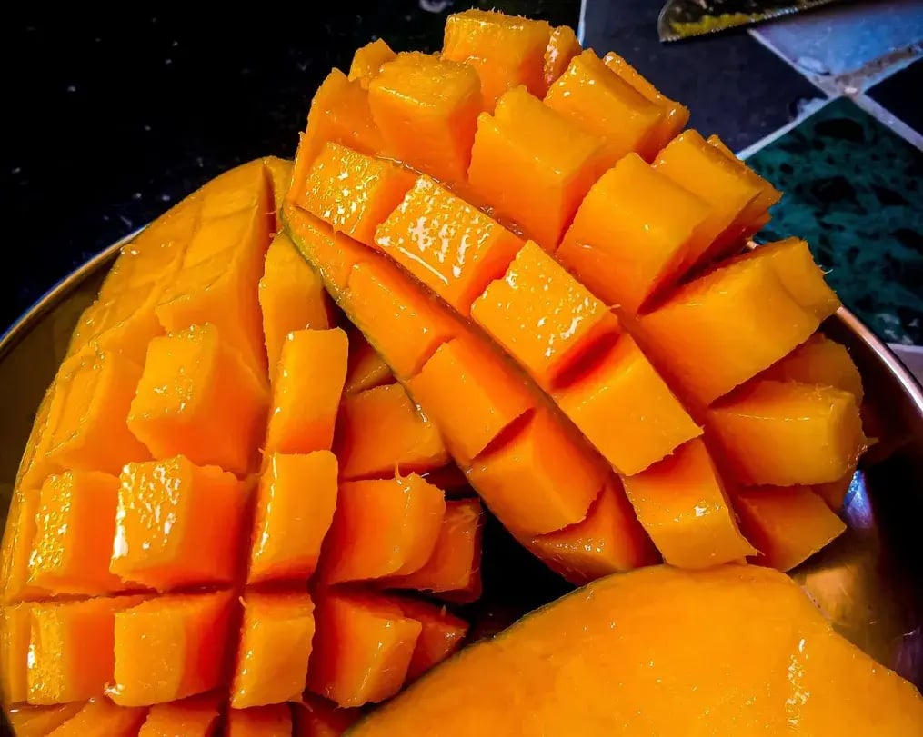 Sweet mango variety for mango puree