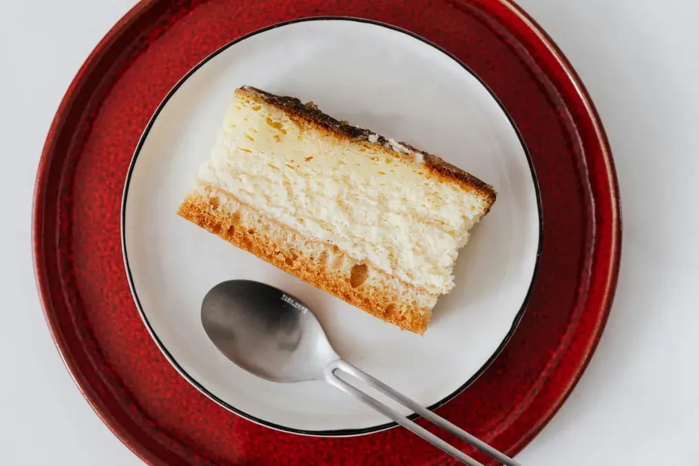 Master the art of indulgence by making these cheesecakes - Crumble Cheesecake Image 2
