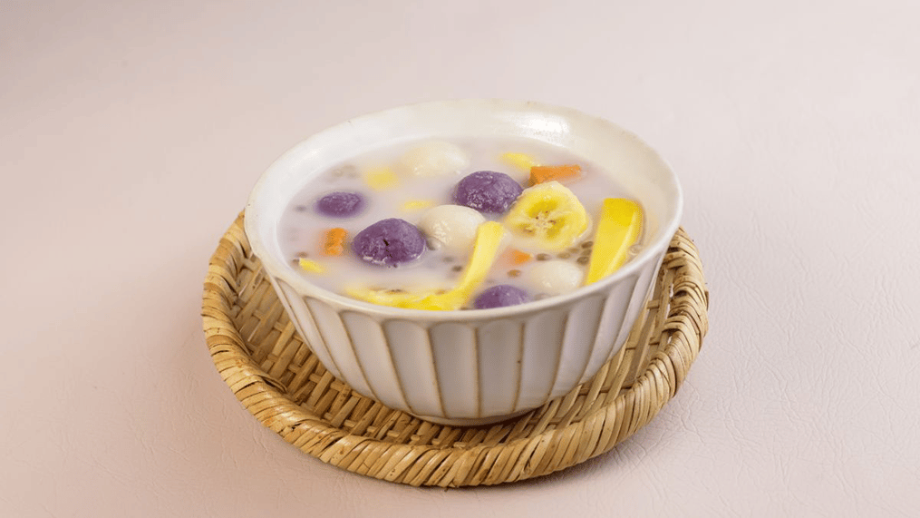master-these-5-classic-sweet-dessert-soups-3