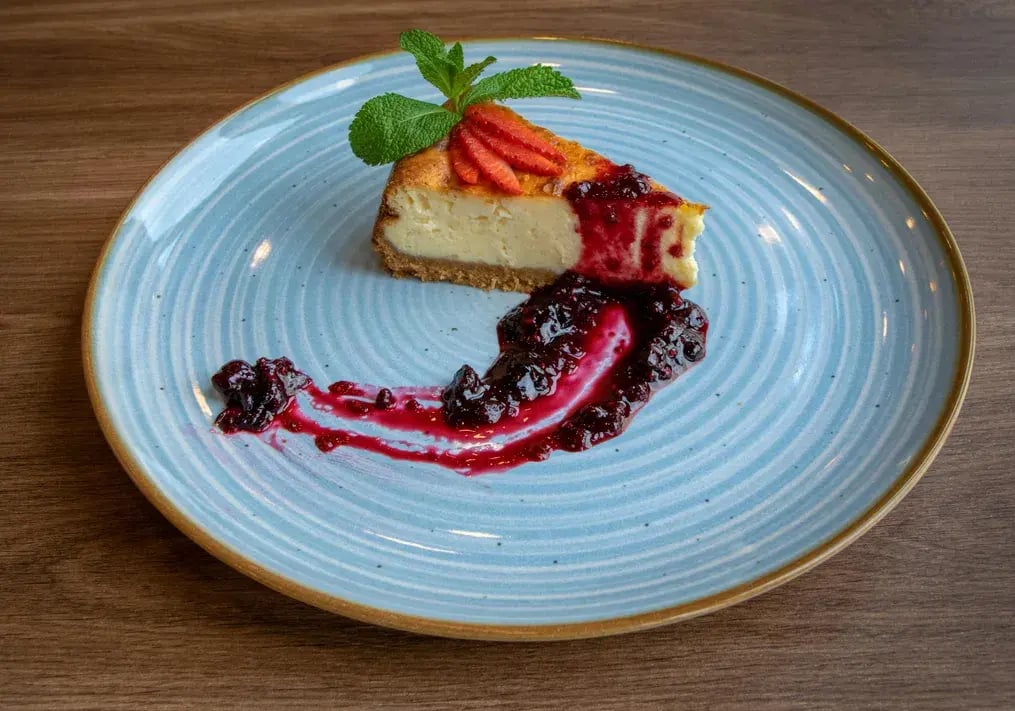 Mini Cheesecake with Strawberry Topping – Bite-Sized and Irresistible - Mini Cheesecake With Strawberry 3