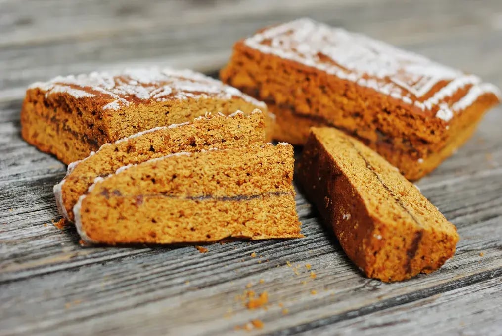 Nutty Gingerbread Loaf