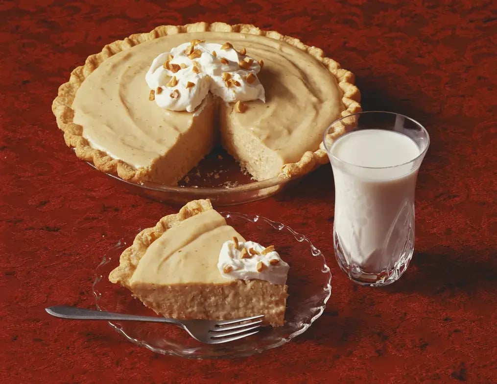Molasses-Infused Banana Cream Pie