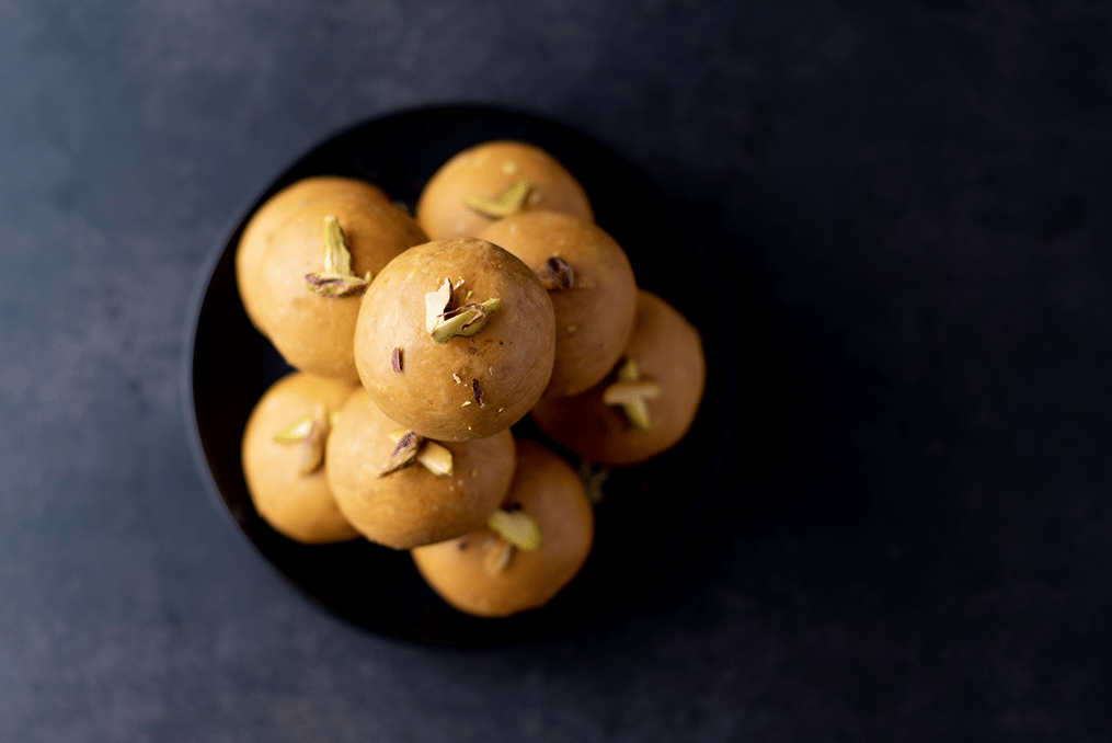 besan-ladoo-2
