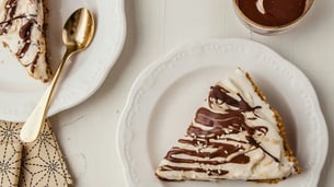 No-Bake Bournvita Chocolate Cake: Easy Dessert Recipe