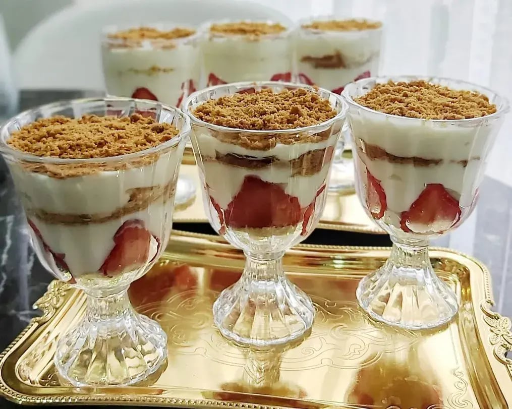 Individual Cheesecake Parfaits