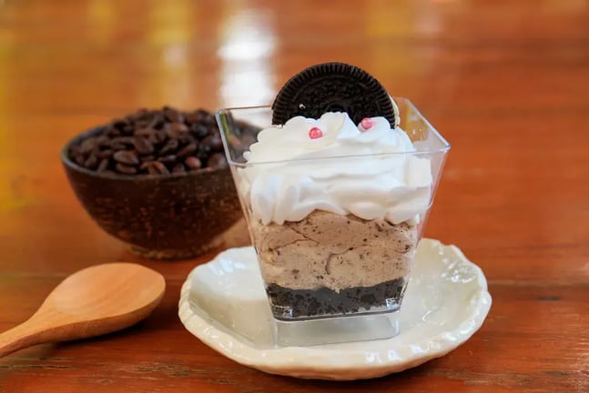 No-Bake Oreo Caramel Pudding 