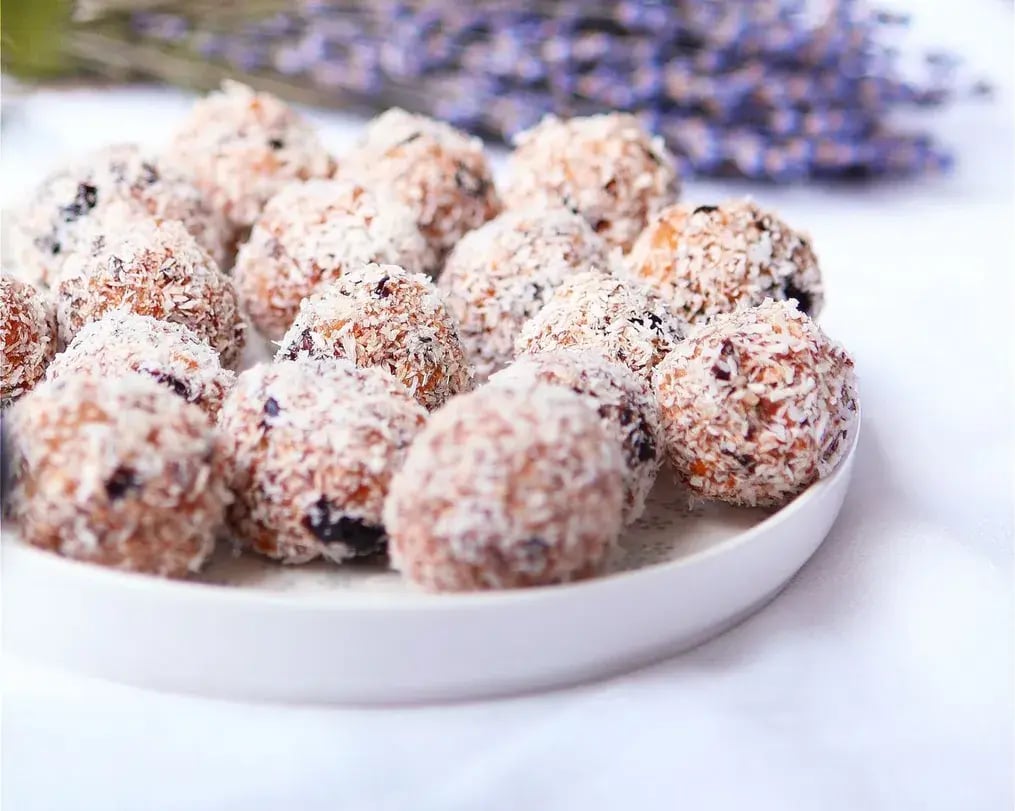 Oreo Milk Powder Truffles