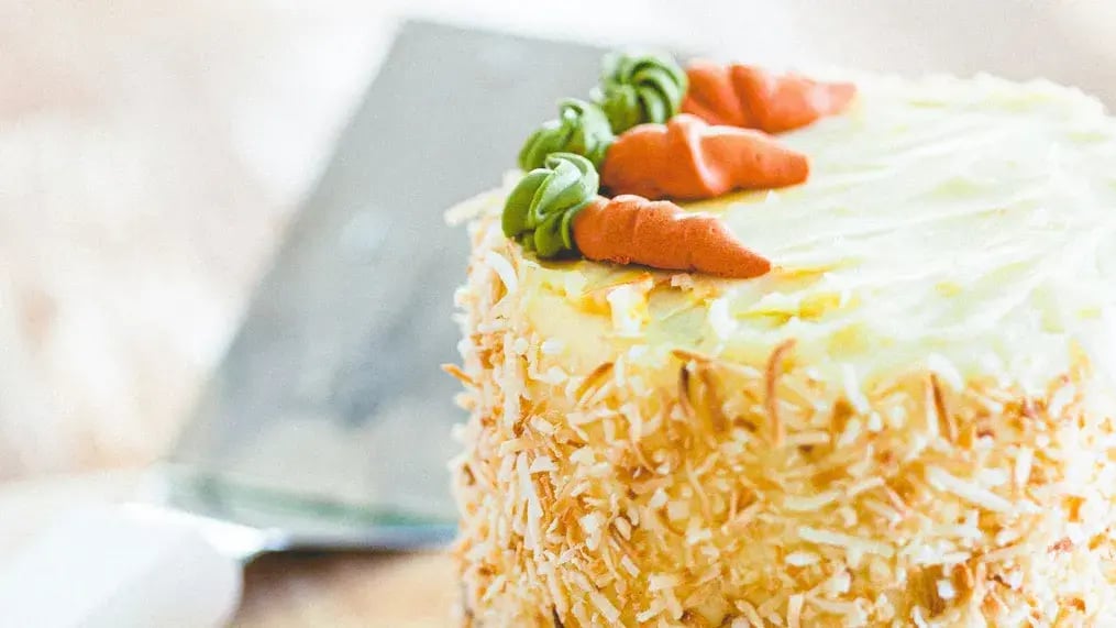Oreo Carrot Cake with Cream Cheese Frosting and Pecans: A Flavorful Guide - Carrot Cake with Cream Cheese Frosting