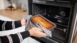 Oven Temperature For Baking Cakes: Know The Mistakes To ...