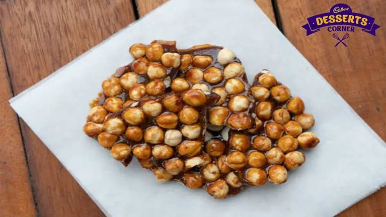 Cashew praline