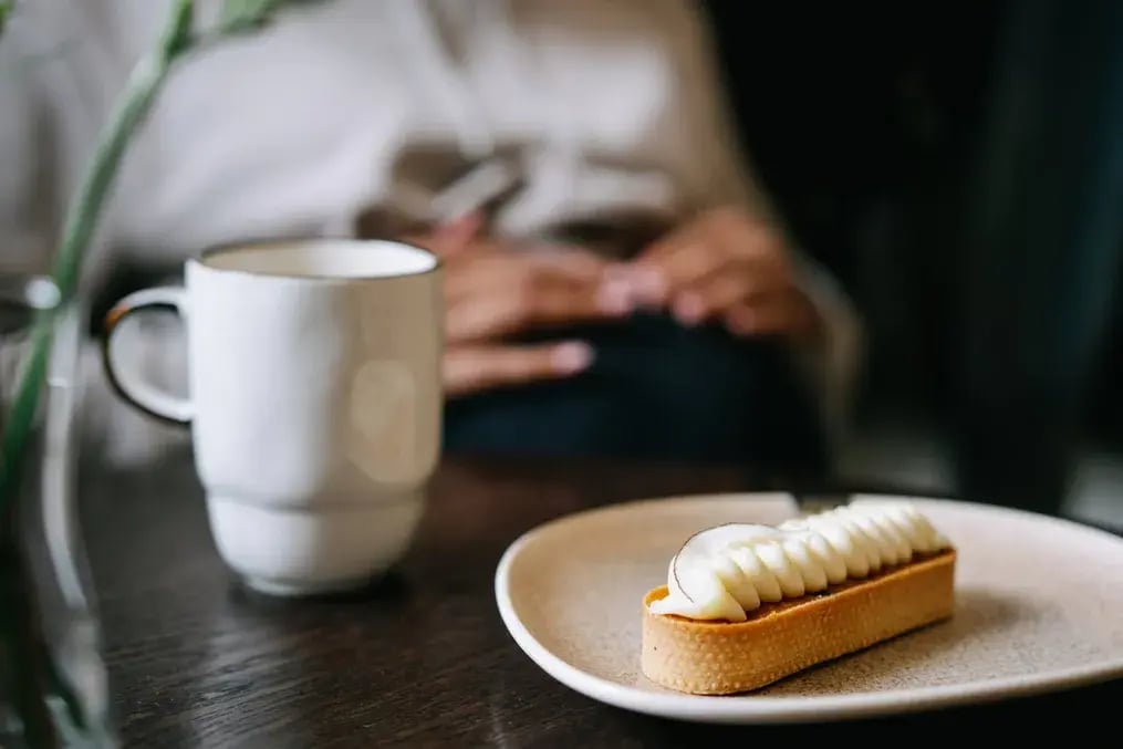 Minimalist White Plates