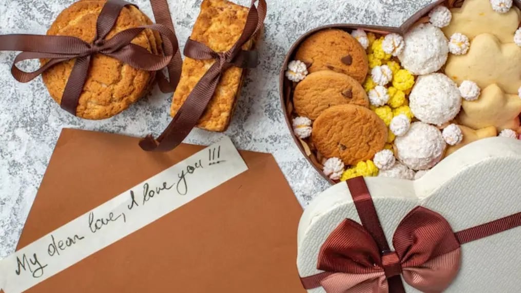 How To Pack Homemade Sweets As Gift