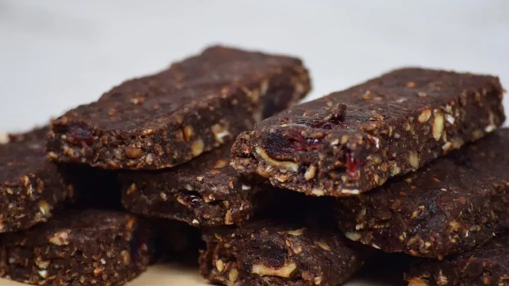 Quick and Easy No-Bake Peanut Butter Bars with Hazelnuts and 5 Star Swirl - Chocolate Bars