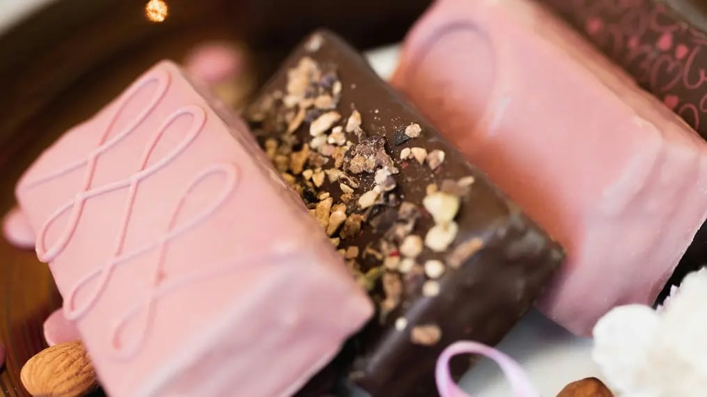 Chocolate Gift Box For Long Distance Siblings