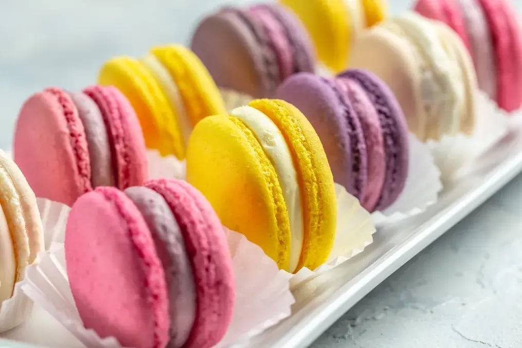 Recipe: Rangoli Macarons