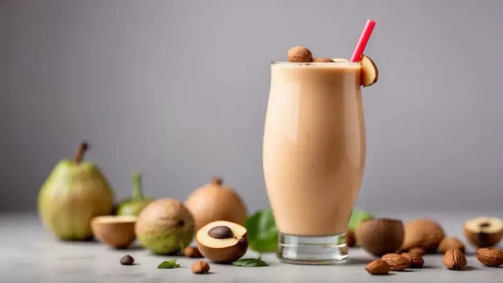 Delicious Chikoo Milkshake Recipe