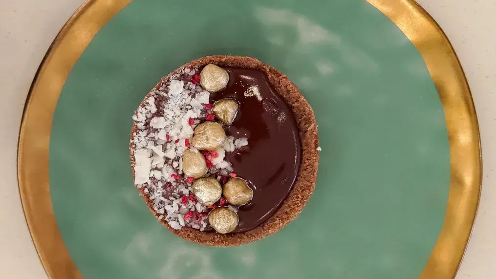 Rich Chocolate Ganache Cake: A delightful cake for any occasion - Chocolate Ganache Cake Image 2