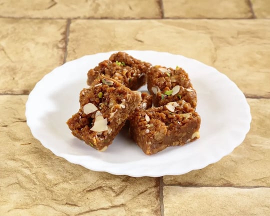 Rose And Silk Kalakand Dessert