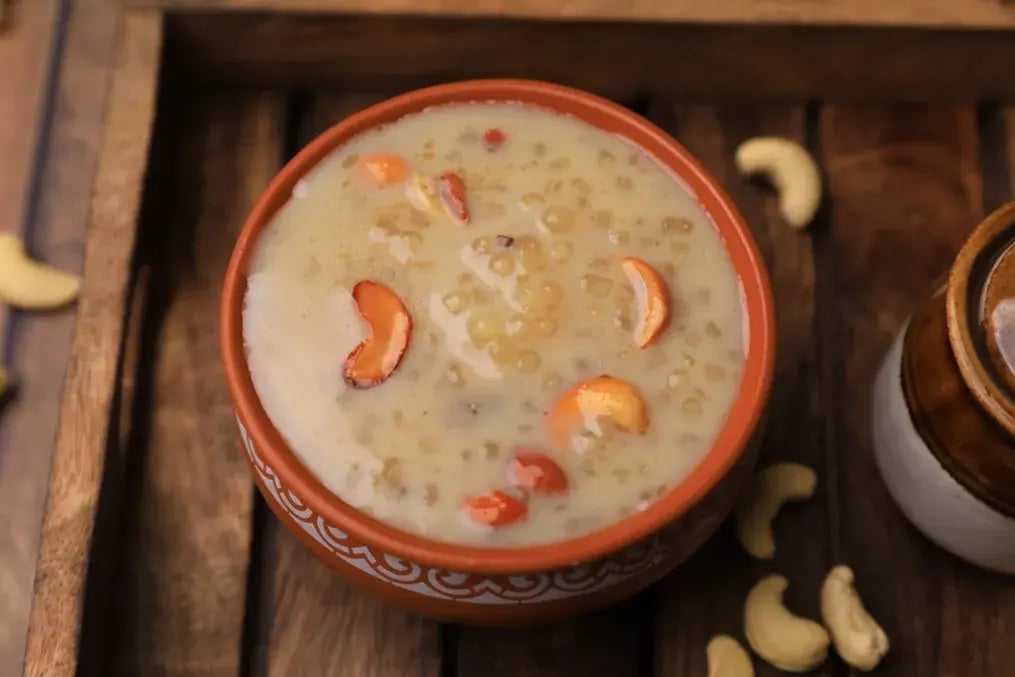 Garnish with chopped nuts