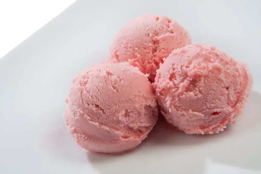 Silk Chocolate Infused Rose Gelato: A Unique Dessert Experience - Recipe for Silk Chocolate Infused Rose Gelato