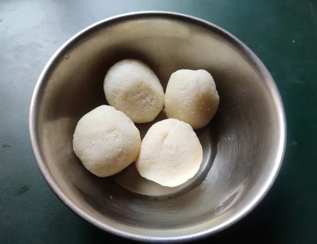 Silk Chocolate Roshogolla: A Luxurious Spin on Bengal’s Favorite Sweet - Use Fresh Chhena for Softness