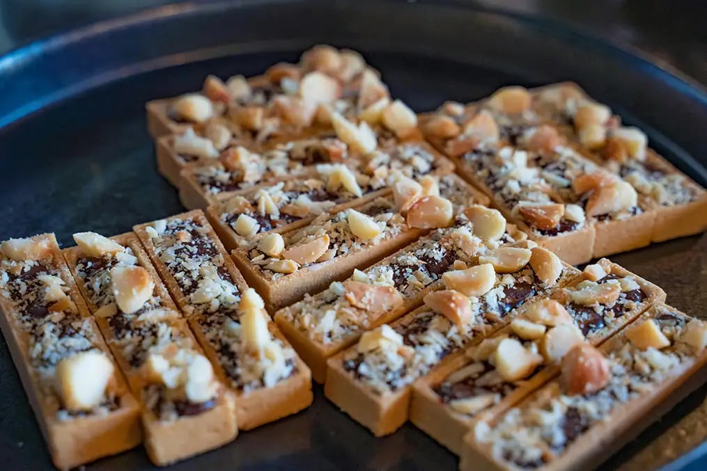 Berry Crumble Bars