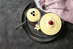 Simple Vanilla Custard with Dairy Milk and Raisins