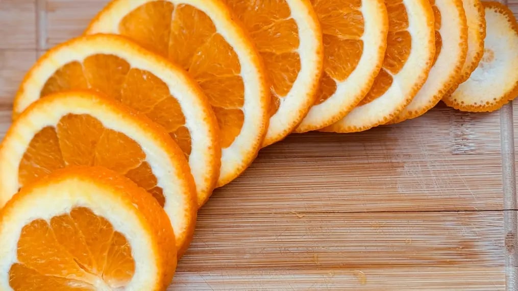 freshly-slicesd-oranges